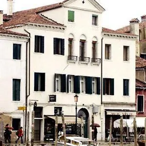 Airone 2*, Venedig Italien