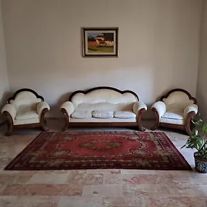 domus-pina.taorminaitalyhotels.com/