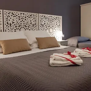 Real Giardinetto A Toledo Guest house Naples
